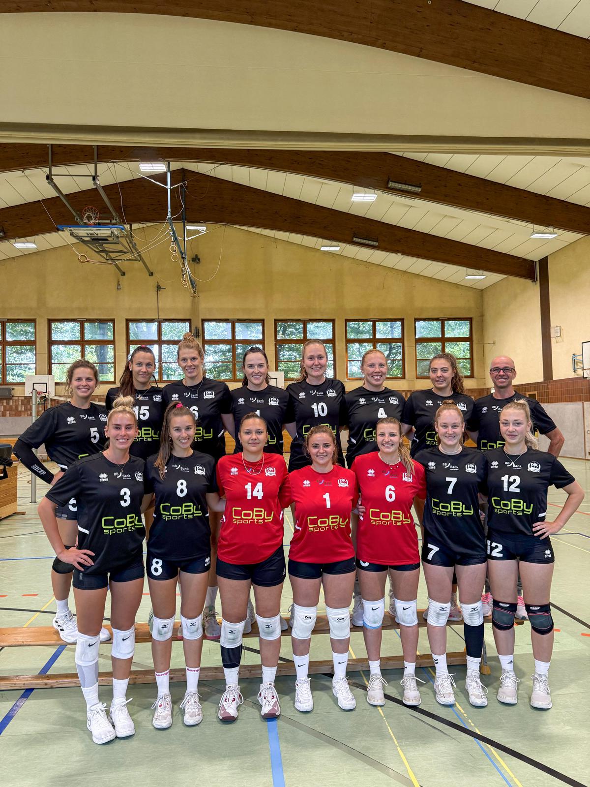 Mannschaftsfoto Pink Crew · Saison 2025/26